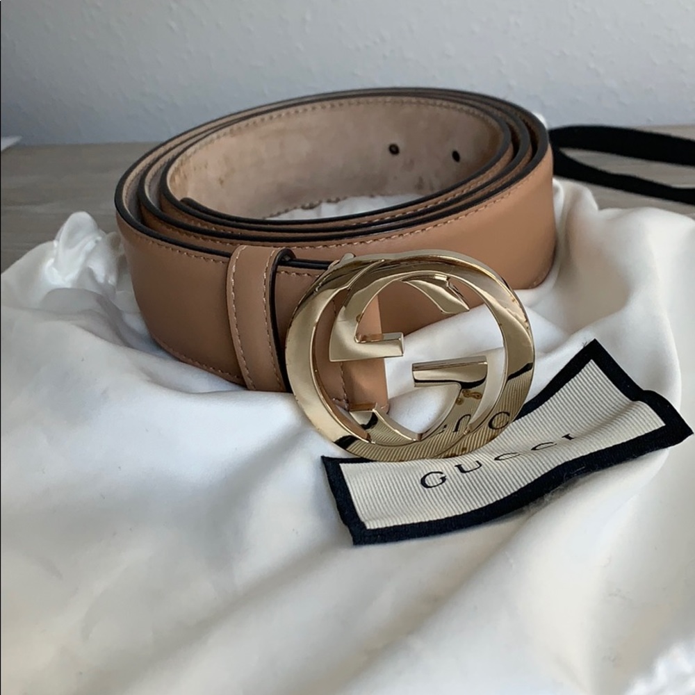 Authentic Gucci logo belt size 100
